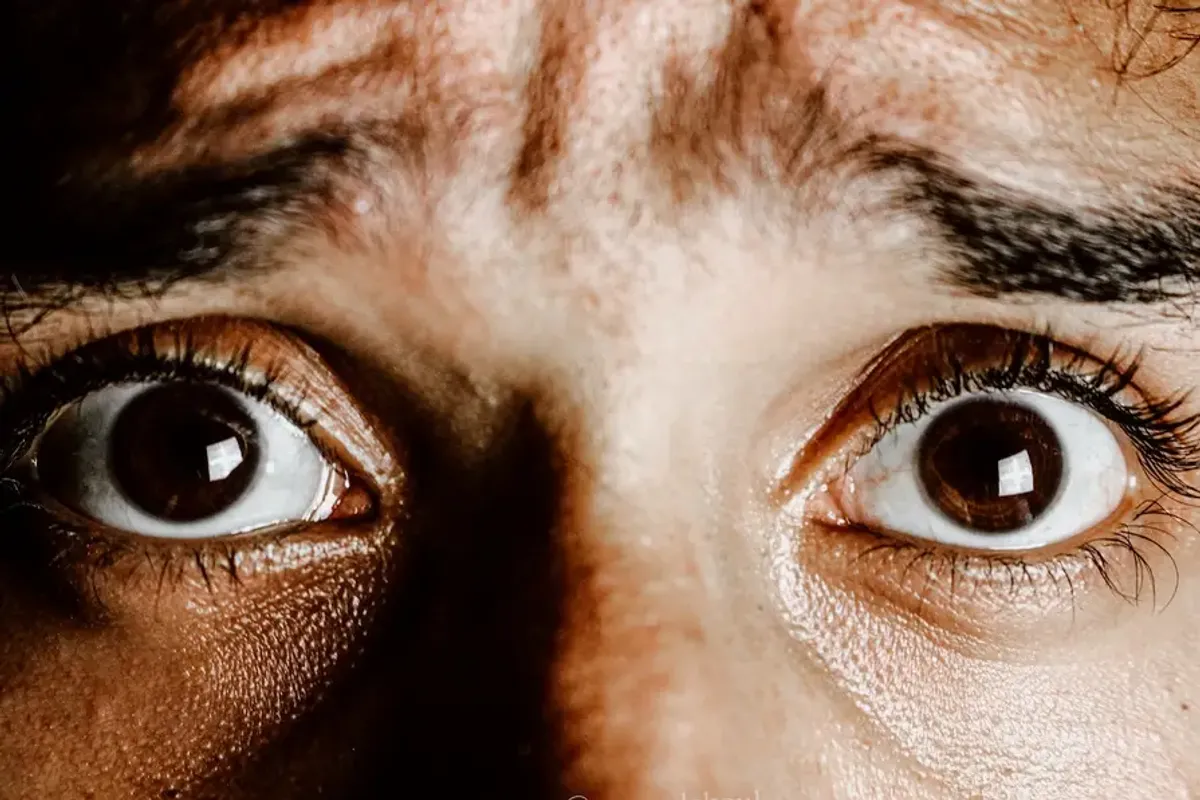 Representação visual de uma crise ou sintomas da síndrome do pânico